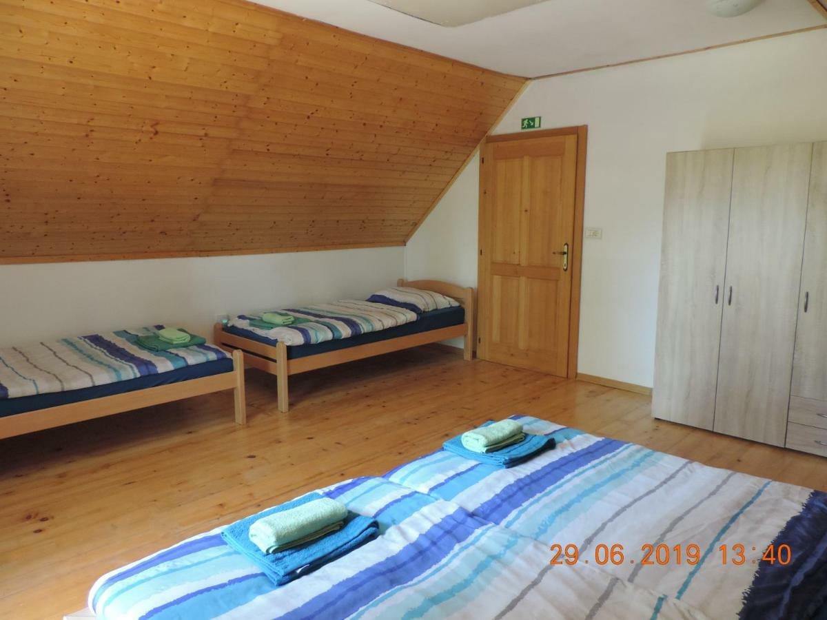 Guest House Nanos Vipava Exterior foto